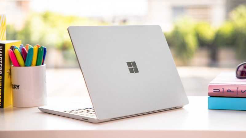 Microsoft Surface Laptop Go 2