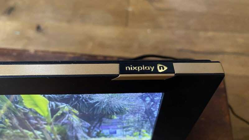 Nixplay Touch Screen 10.1 inch smart photo frame