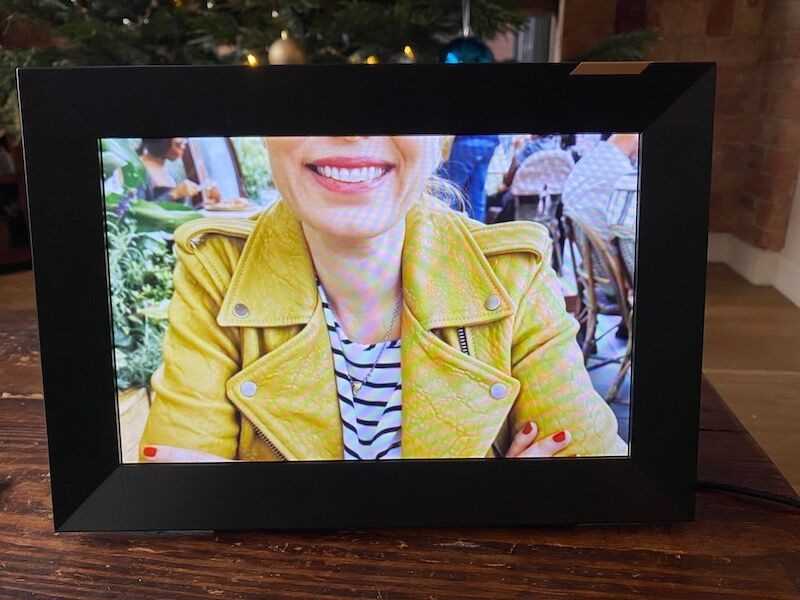 Nixplay Touch Screen 10.1 inch smart photo frame