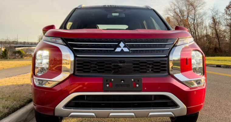 Щоденний запас ходу не є проблемою для Mitsubishi Outlander PHEV 2024 року 3