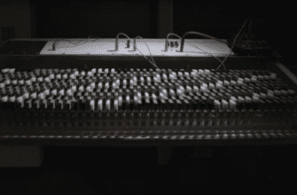 Відреставрований 478-Клавішний 31-Тональний Синтезатор Moog 1968 Року Звучить Надзвичайно Дивно 4