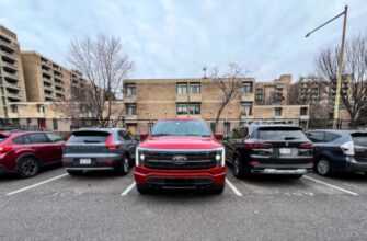 Тиждень З Ford F-150 Lightning: Ця Вантажівка Завелика Для Міського Життя 2
