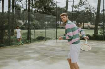 Classic Cool: Привабливість Вінтажного Спортивного Стилю 3