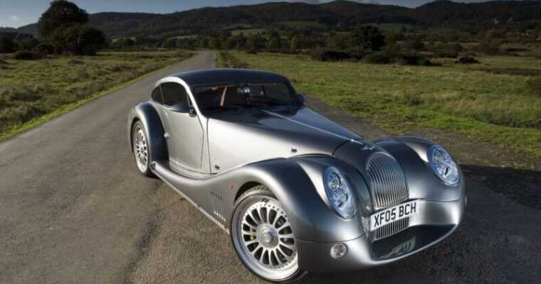 Тоді компанія Morgan Motor розробила сучасне купе Aeromax 1