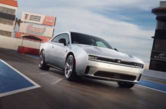 Dodge Дебютує З Електричним Charger Daytona 2024 Року На 670 Кінських Сил 6