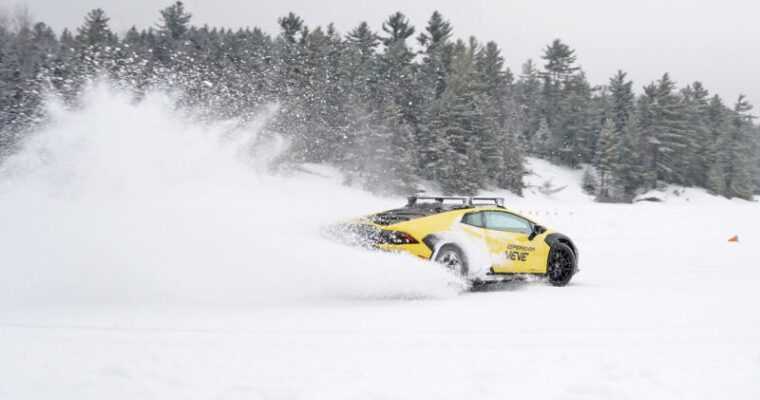 Замерзле озеро та кілька Lamborghini дають уроки контролю тяги 6