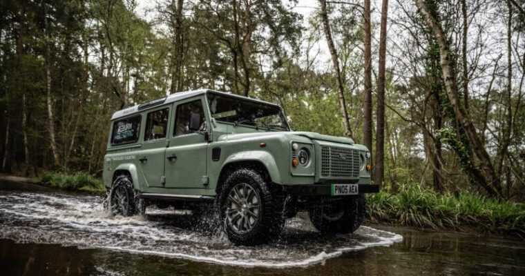 Цей виробник електромобілів подарував Land Rover Defender чотири електродвигуни 3