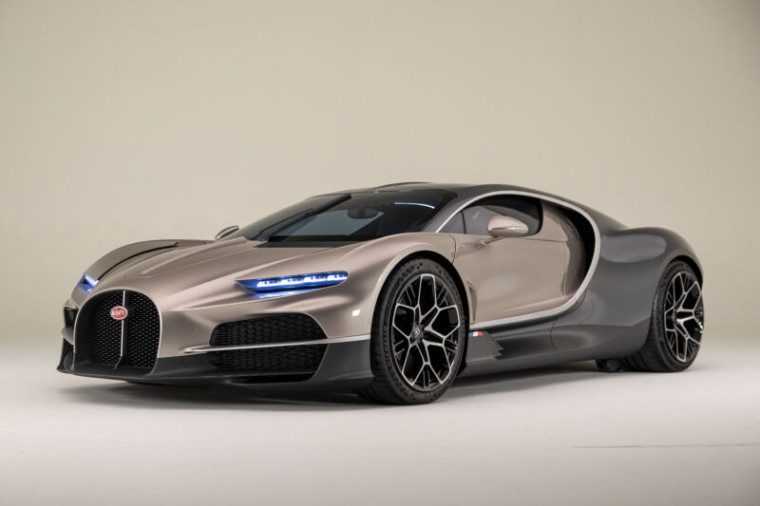 Новий гіперкар Bugatti втратив турбонаддув заради кричущого гібрида V16